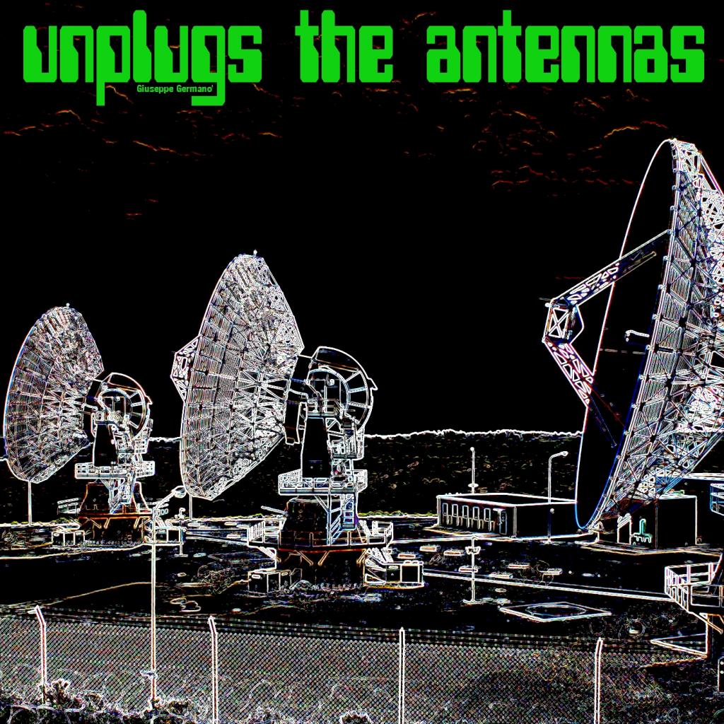 Unplugs The Antennas