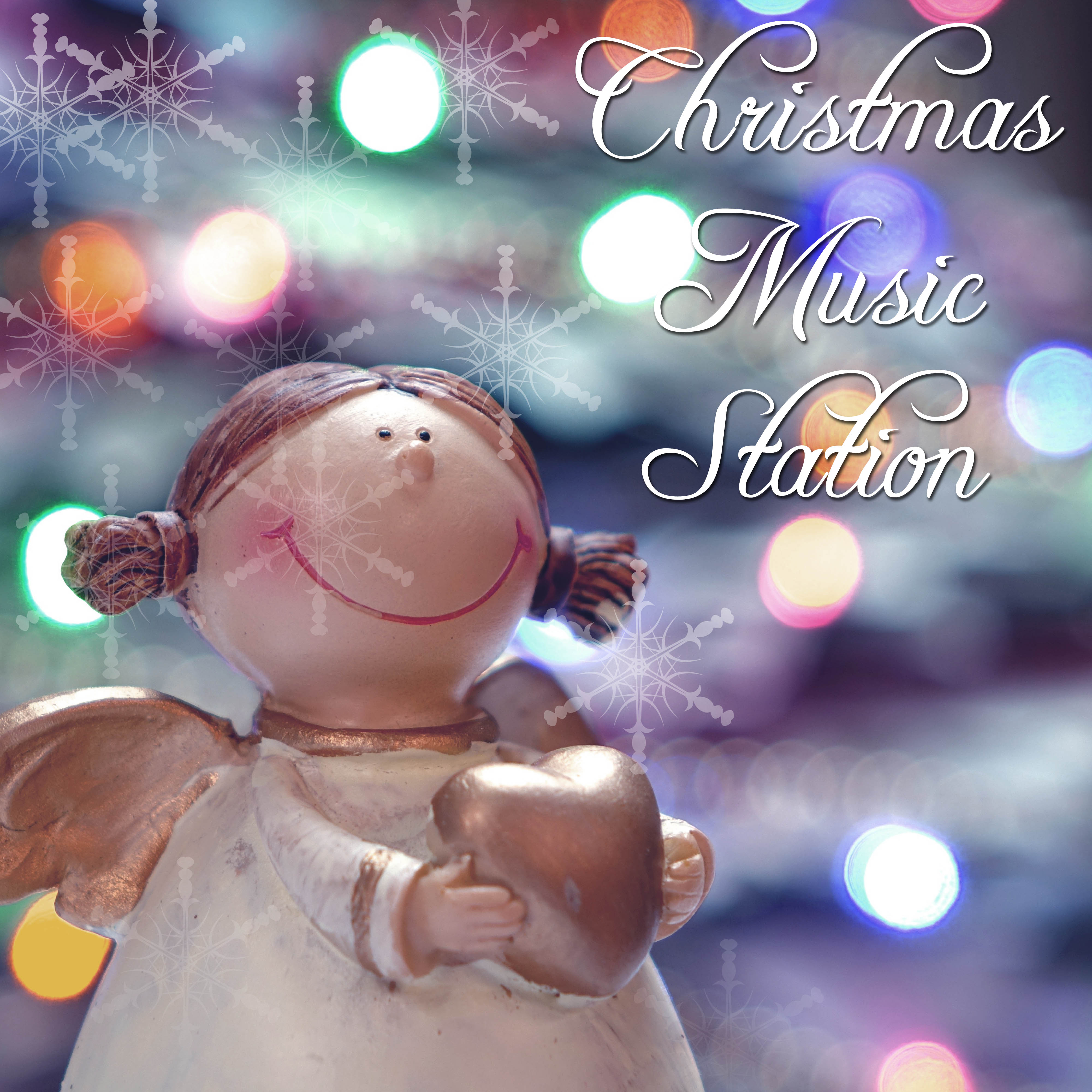 Christmas Music Station - Traditional Christmas Music for Family Reunion