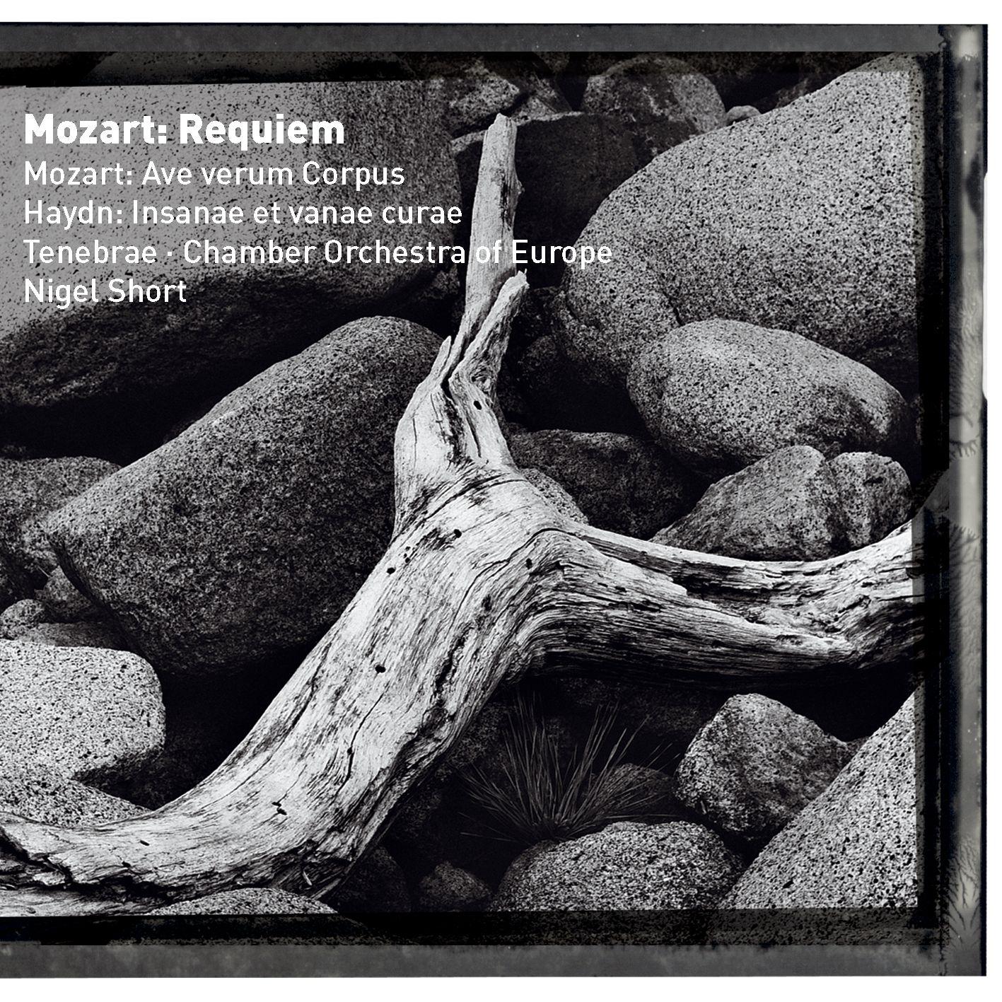 Mozart : Requiem & Ave verum corpus