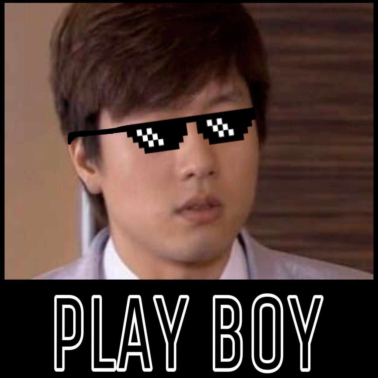 PLAY BOY