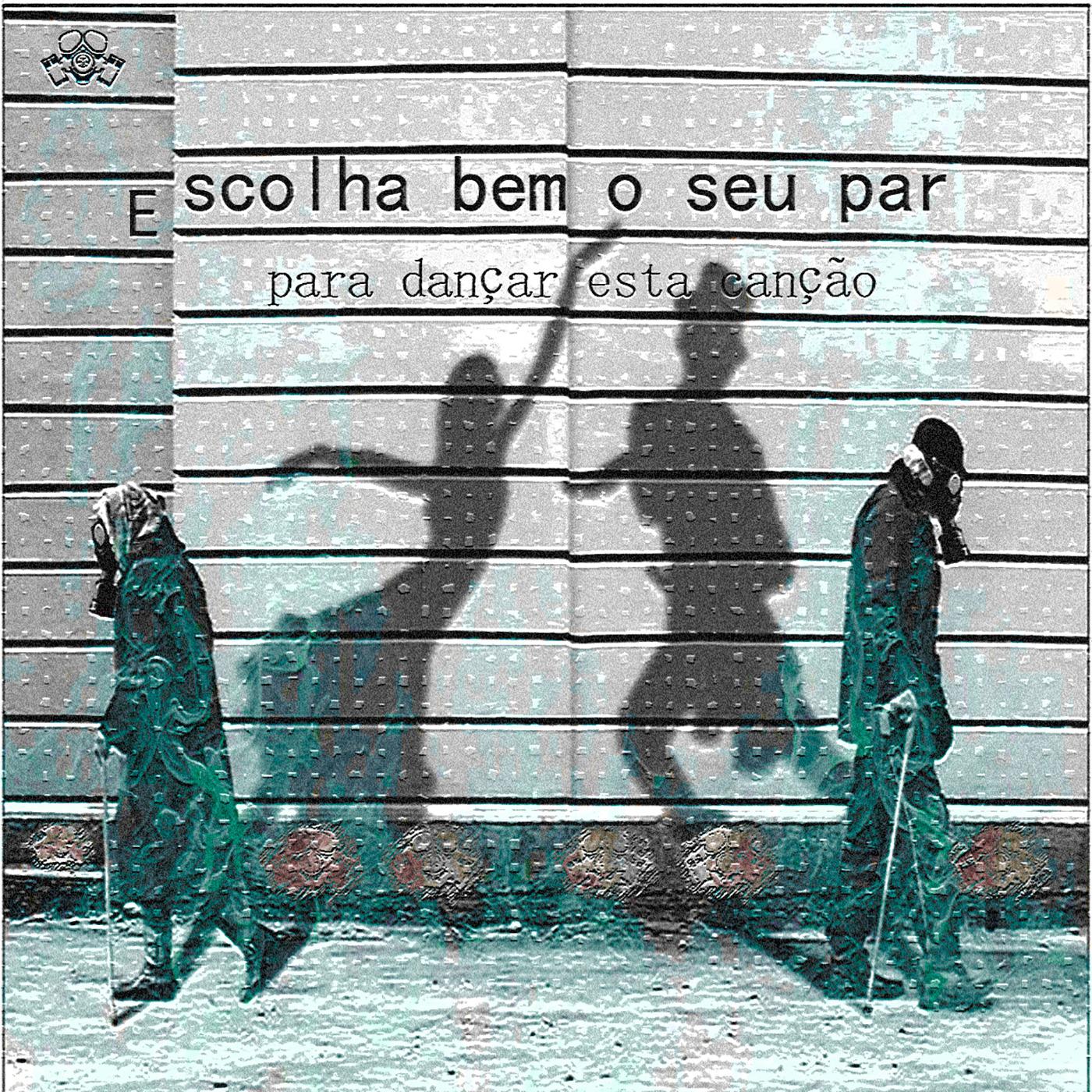 Em Meio a Multid o