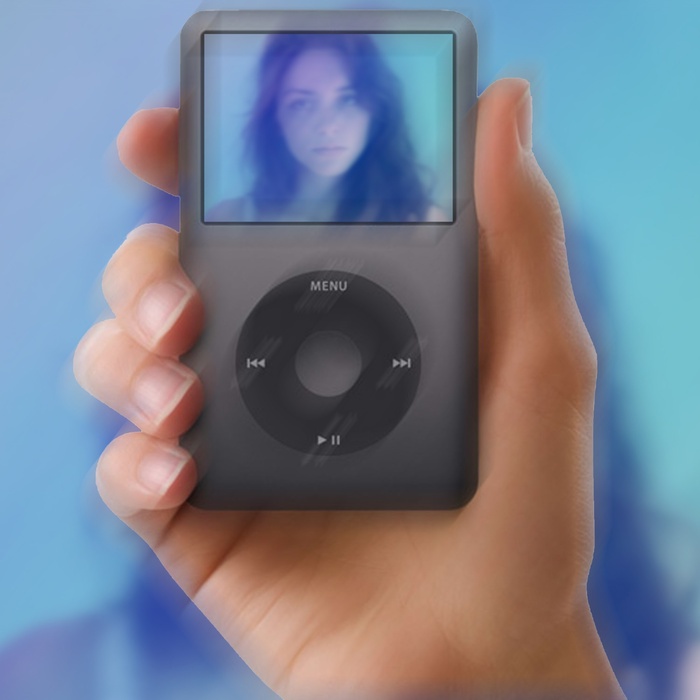 Google Glass Remembers the iPod Classic