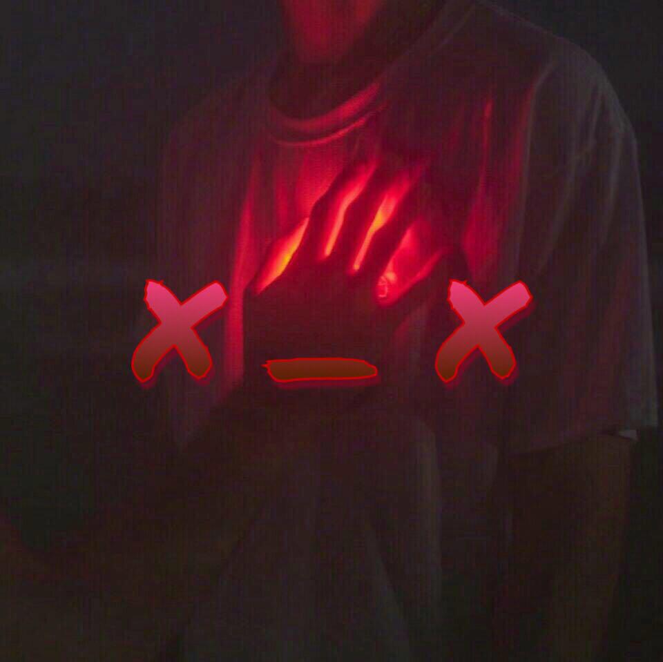 X_X
