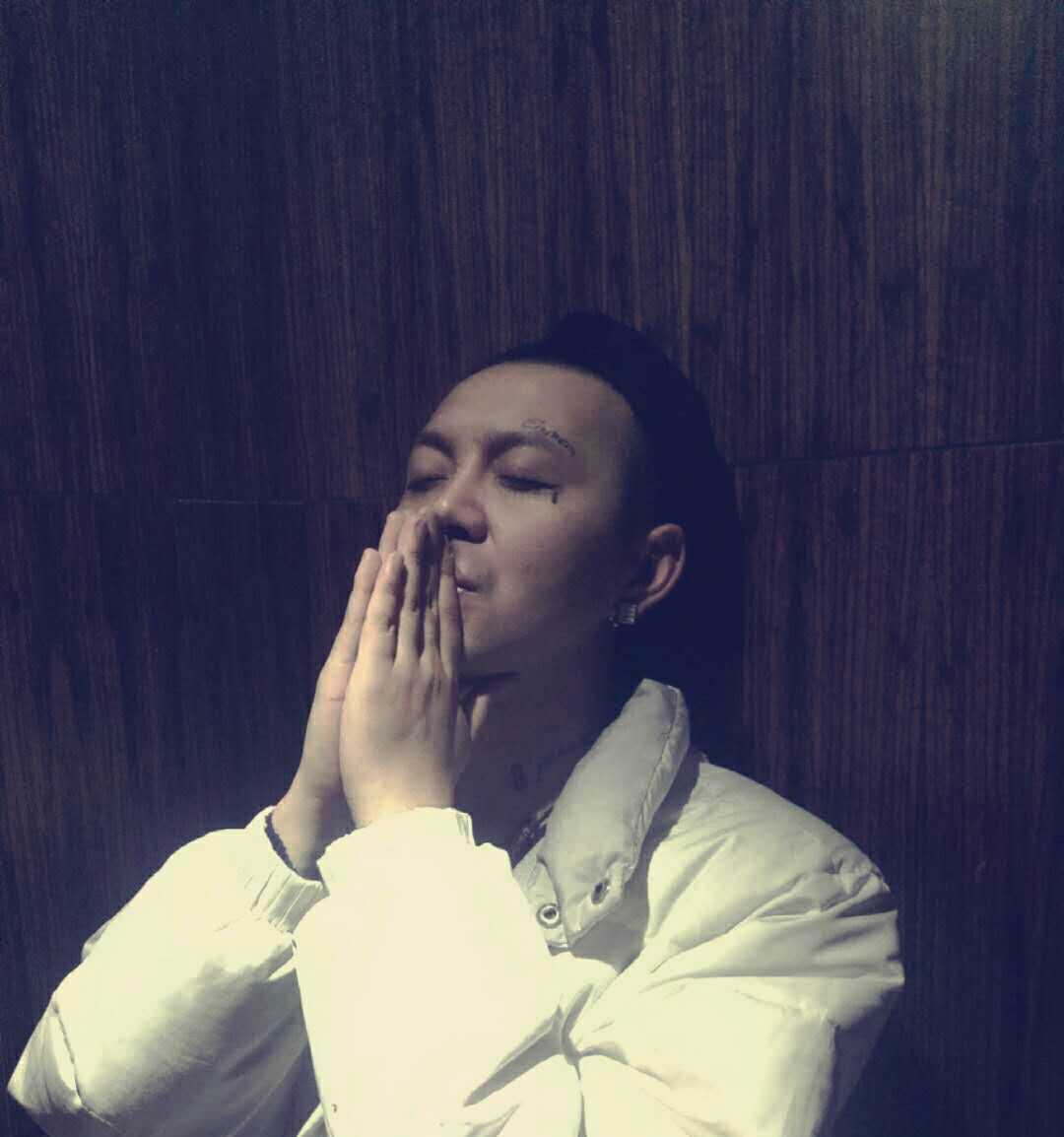 Me  wo